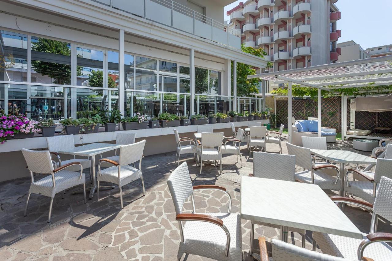 Hotel Vela D'oro